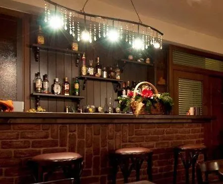 Akrolimnia 招待所 Kalívia